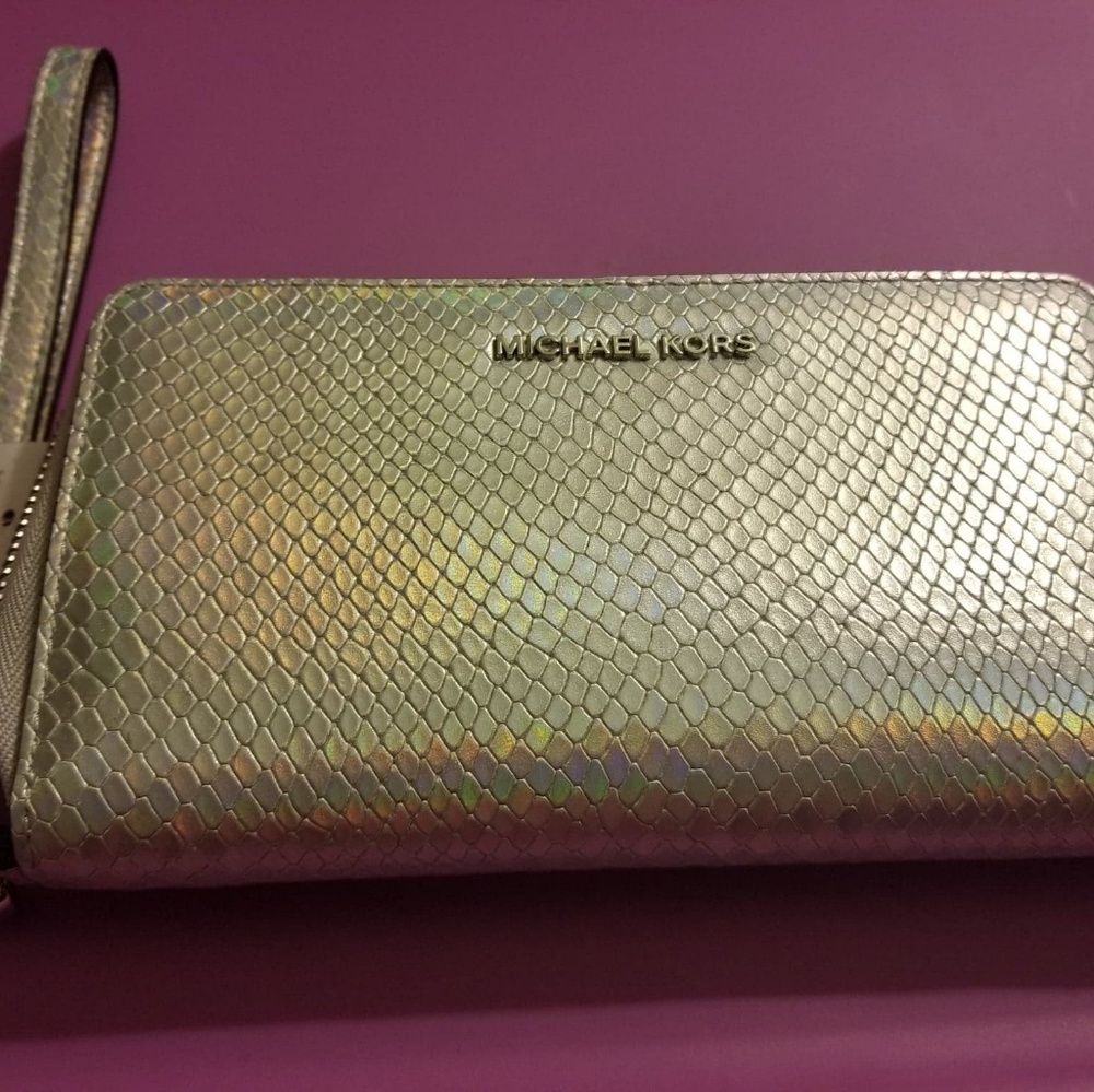 Michael  Kors  Wrislet